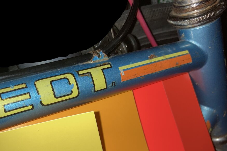 Blue Top bike tube with shades of orange vinyl for color matching
