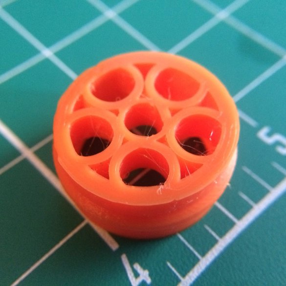 3D printed wheel with circular spokes